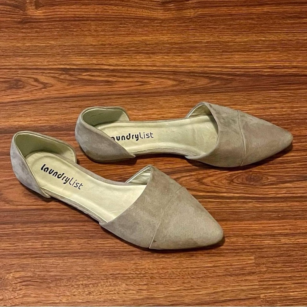 Laundry List Taupe Flats Faux Suede Size 7.5